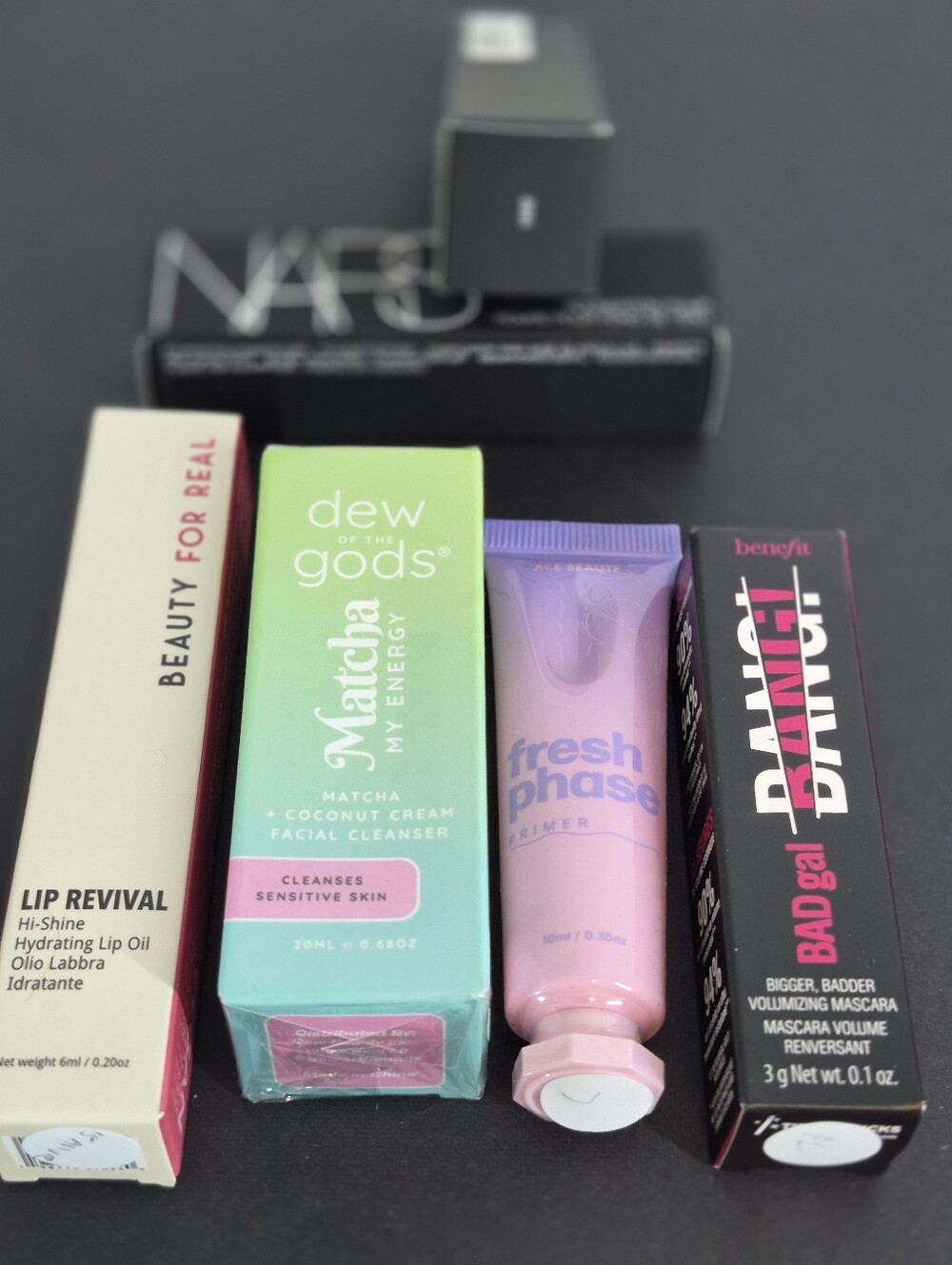 14-Piece Mixed Travel Size Makeup Bundle, New - Picture 2 of 5